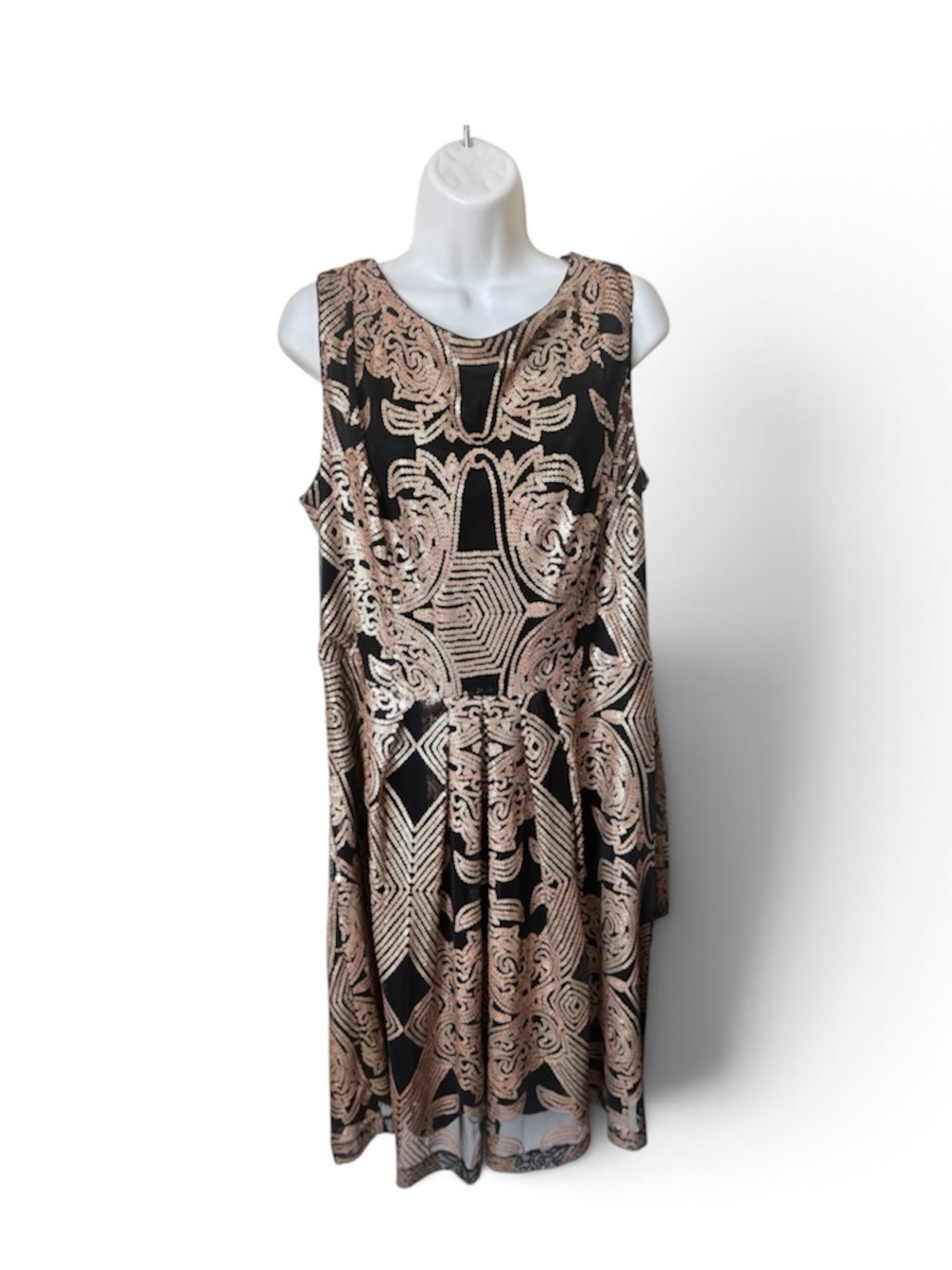 New York & Company (eva -mendes) womaBlack Dress with Metallic Gold Pattern, 16